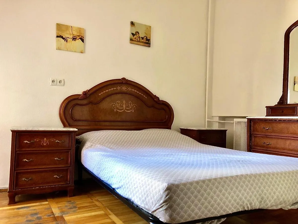 Comfortable Apartments Near Gulliver Kijów 0*,  Ukraina
